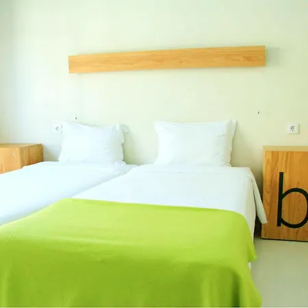Hostel 4u